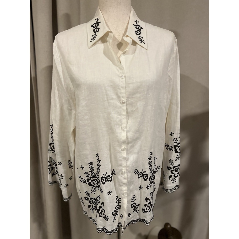 Blaine‎ Trump Vintage Women's Shirt 100% Linen Medium With Embroidery